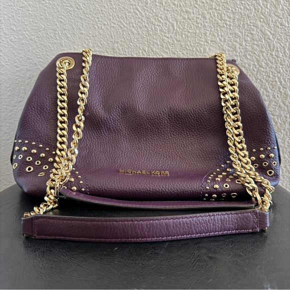 Michael Kors Purple Jet Set Chain Shoulder Bag - Picture 3 of 13